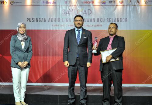 TENGKU AMIR SHAH SULTAN SHARAFUDDIN IDRIS SHAH