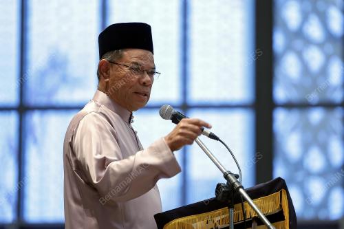 DATUK SERI SAIFUDDIN NASUTION ISMAIL