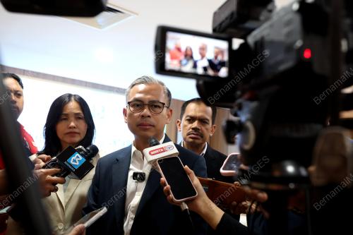 DATUK FAHMI FADZIL