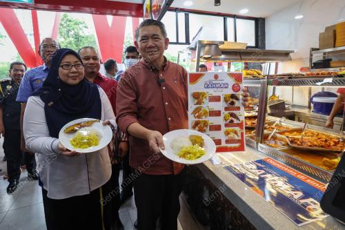DATUK SERI SALAHUDDIN AYUB