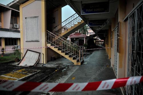 TINJAUAN KEJADIAN RIBUT MELANDA SEKOLAH