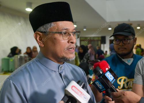 DATUK AWALAN ABDUL AZIZ