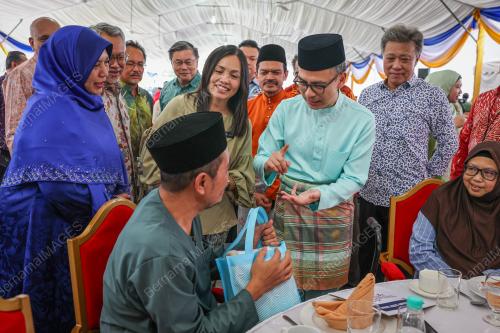 DATUK FAHMI FADZIL