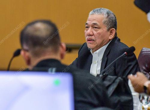 DATUK SERI FADILLAH YUSOF
