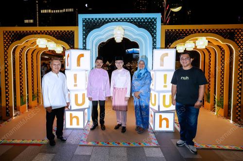 DATUK FAHMI FADZIL