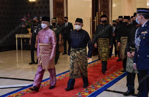AL-SULTAN ABDULLAH RI'AYATUDDIN AL-MUSTAFA BILLAH SHAH