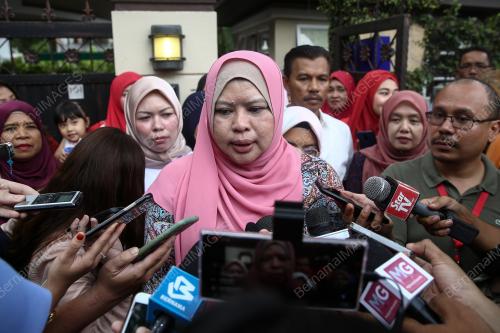 DATUK SERI RINA HARUN