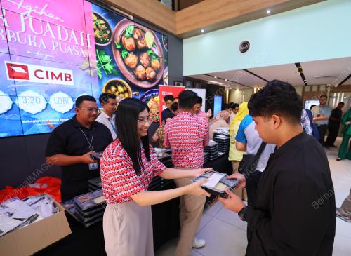 CIMB AGIH JUADAH BERBUKA KEPADA PETUGAS BERNAMA