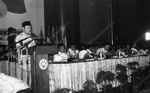 KL64_08072015_UMNO