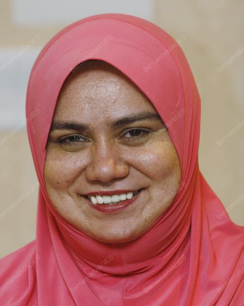 ROSNAH ABDUL RASHID SHIRLIN