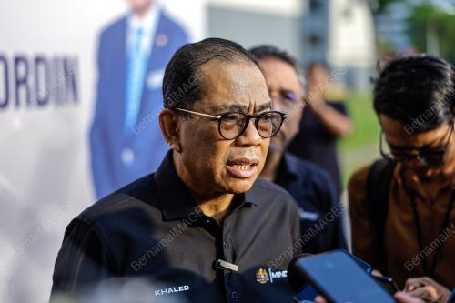 DATUK SERI MOHAMED KHALED NORDIN