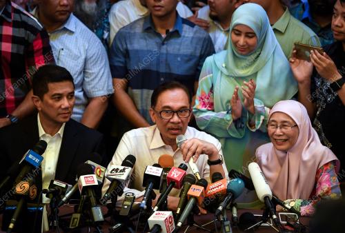KL64_16052018_ANWAR_BN201805148460