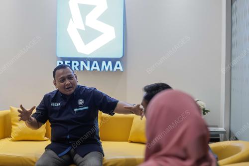 DATUK HAMZAH HUSSIN