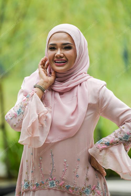 ZARINA ZAINUDDIN