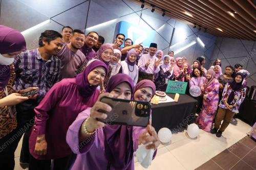 ROSLAN ARIFFIN