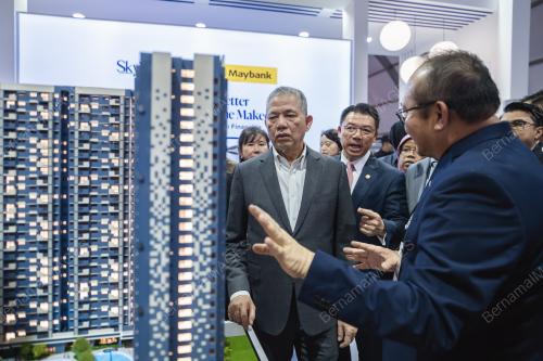 DATUK SERI FADILLAH YUSOF