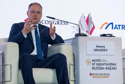 ALEXEY GRUZDEV