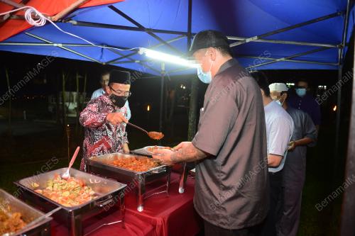 DATUK DR NOOR AZMI GHAZALI