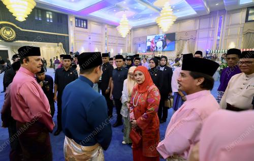 RAJA ZARITH SOFIAH