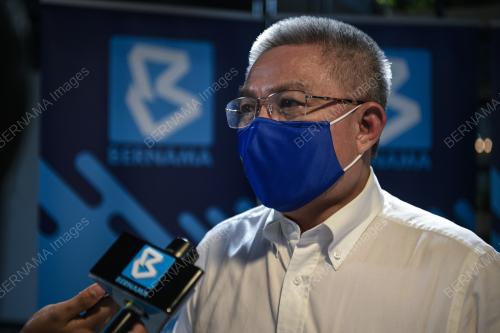 DATUK SERI DR ADHAM BABA