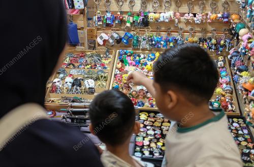 PASAR SENI