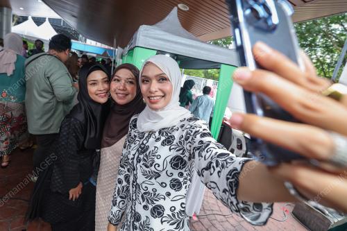 RUMAH TERBUKA AIDILFITRI BERNAMA
