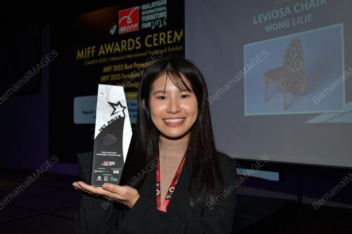 WONG LILIE