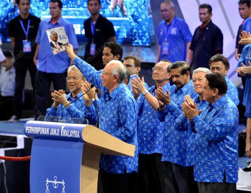 KL65_06042013_BN_MANIFESTO