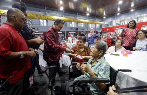 KL65_10022026_CNY_BANTUAN