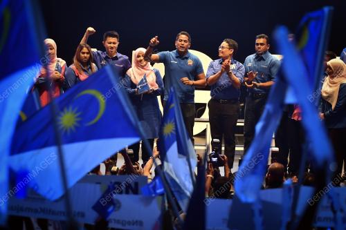 KL65_10042018_MANIFESTO_BN201804094596