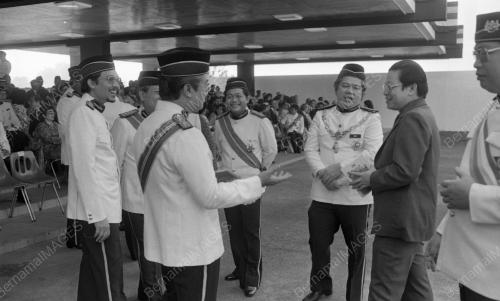 KL65_11032015_AGONG_RASMI