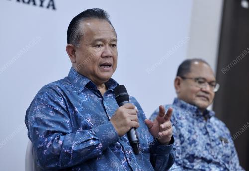 DATUK SERI ALEXANDER NANTA LINGGI