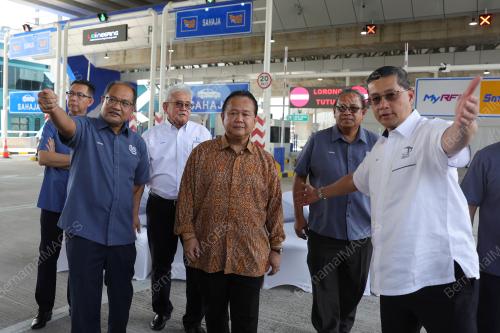 DATUK SERI ALEXANDER NANTA LINGGI