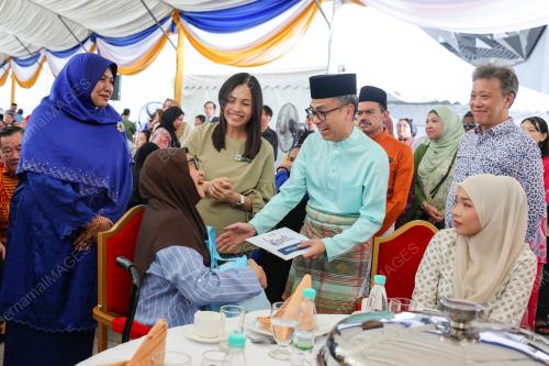 DATUK FAHMI FADZIL
