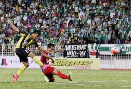 KL65_20022016_PIALA_FA