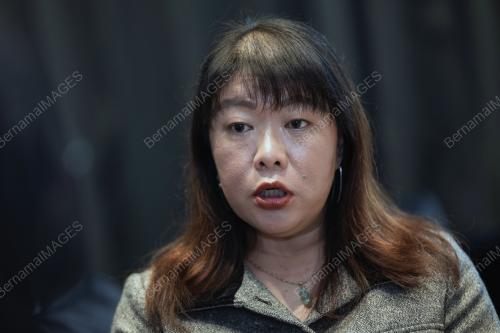 IVA LEE