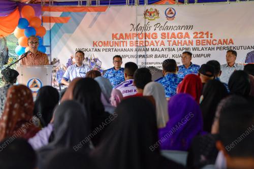 FAHMI FADZIL