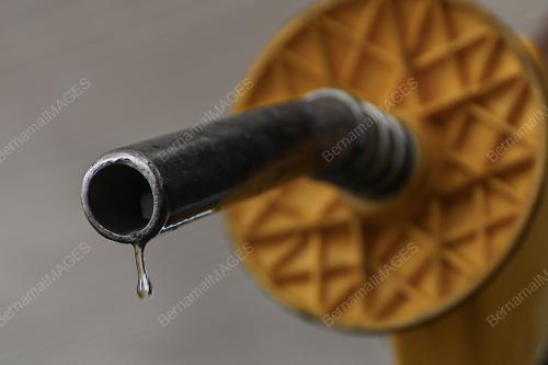 TINJAUAN PETROL RON 95