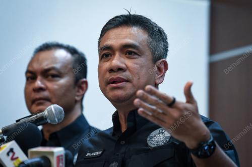 MAT ZANI @ MOHD SALAHUDDIN CHE ALI
