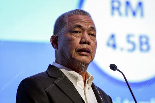 DATUK SERI FADILLAH YUSOF