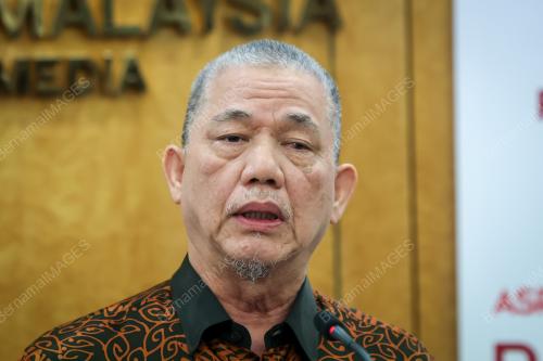 DATUK SERI FADILLAH YUSOF