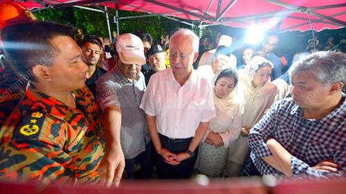 KL66_04042015_PM_NAHAS