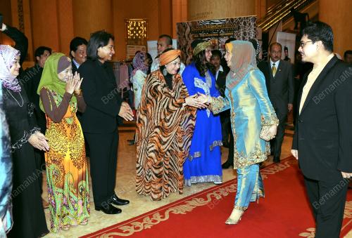 KL66_08112012_SALAM