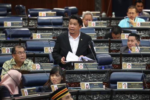 LUKANISMAN AWANG SAUNI