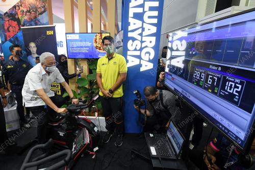 DATUK SERI ISMAIL SABRI YAAKOB