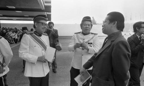 KL66_11032015_AGONG_RASMI
