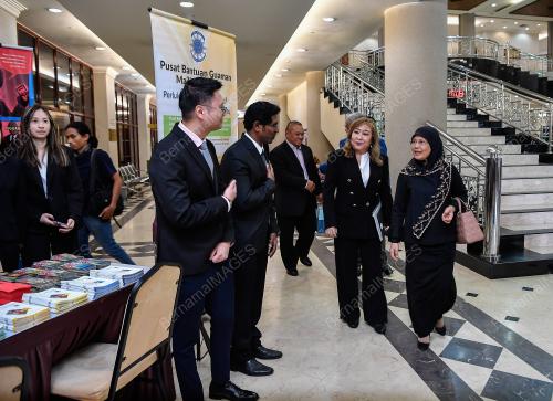 TUN TENGKU MAIMUN TUAN MAN