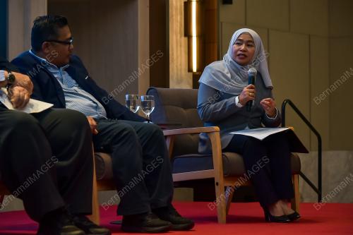 MASTURA HASSAN
