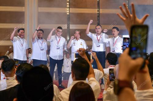 KONVENSYEN NASIONAL KERAJAAN PERPADUAN