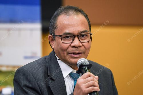 AB AZIZ ISMAIL